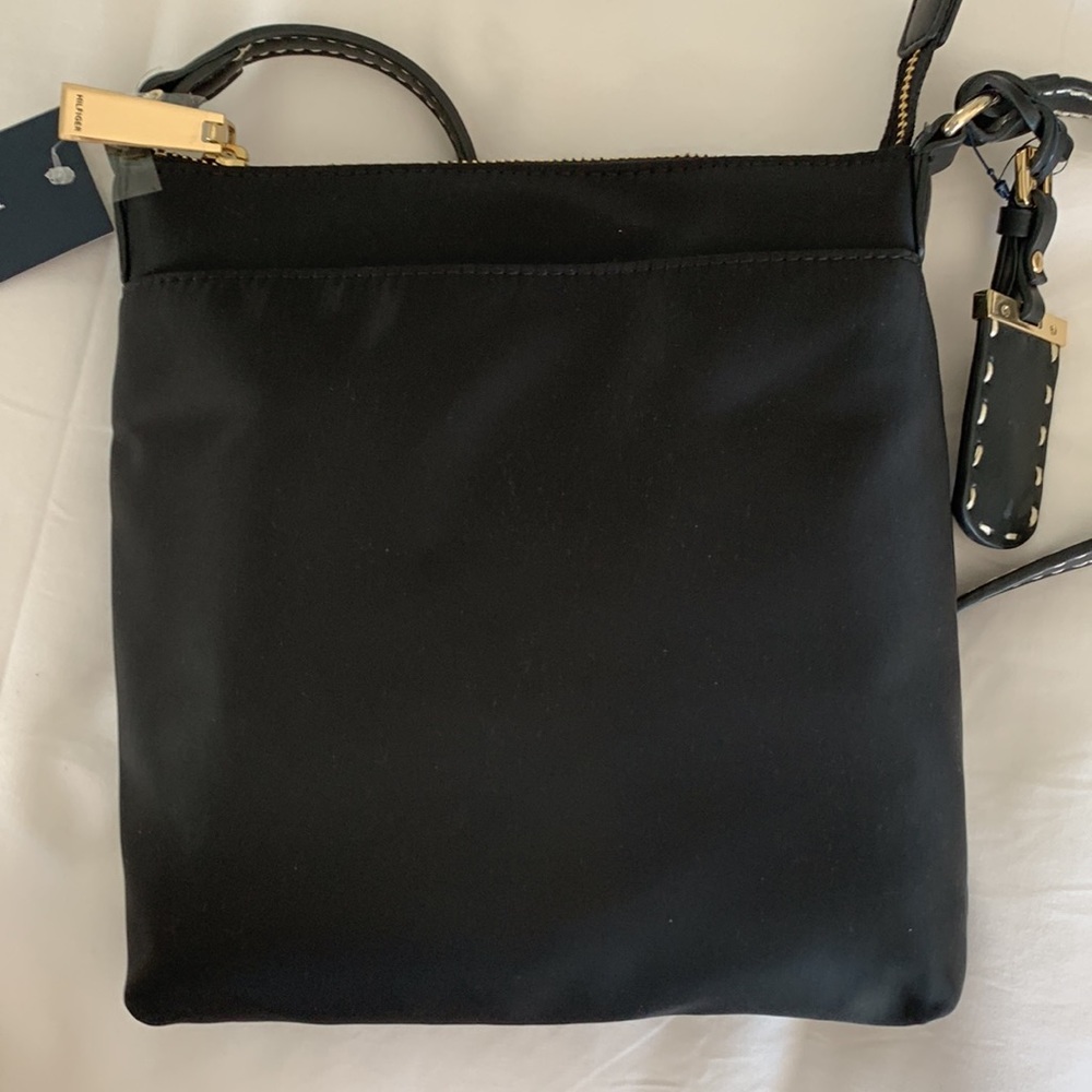 NWT! Tommy Hilfiger Crossbody Bag